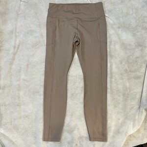 Avia Women's Size Large Beige Athletic Ankle Leggings Two Pockets Full Length